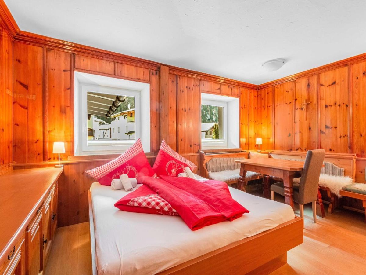 Garni Flori Villa Längenfeld Екстериор снимка